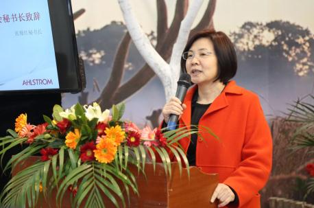 无纺布先驱奥斯龙，新产品北京壁纸展会大放异(图2)