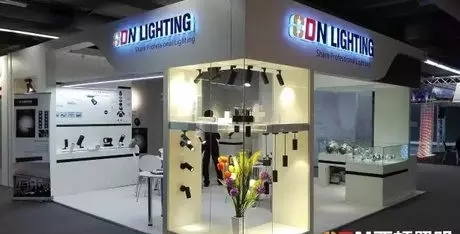 法兰克福照明展观察：LED高阶照明应用受热捧 欧普比肩国际顶尖品牌