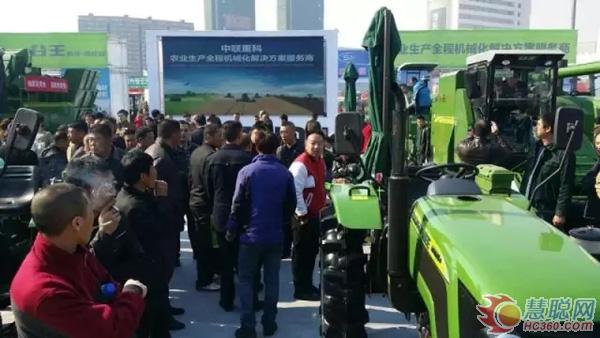 中联重科展台人气聚集 