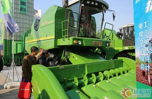 用户了解谷王8000A多功能大喂入量谷物收获机械