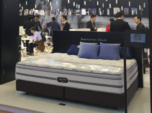 席梦思Simmons亮相2016中国国际酒店家具展