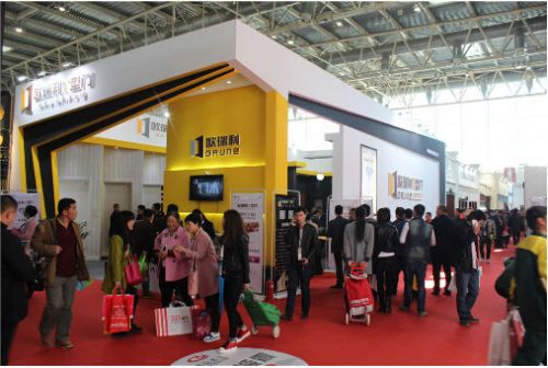 欧瑞利T型门凸显品牌优势“亮剑”国际门业展(图1)