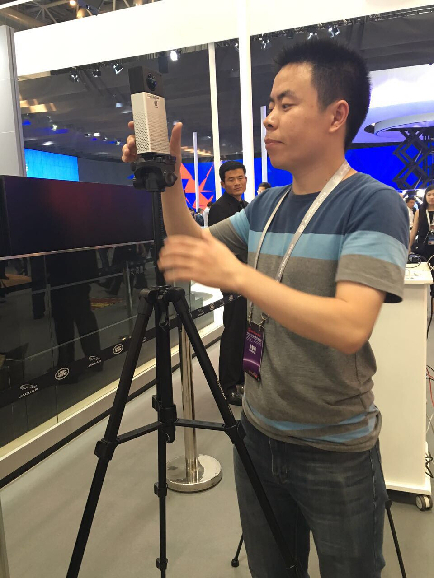 花椒携VR入侵北京车展 VR技术国内会展首秀(图4)